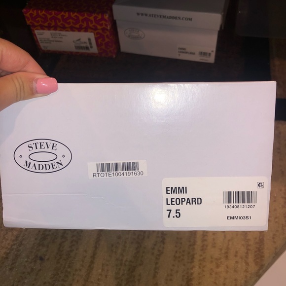 Emmi Steve Madden Platform Sneaker - Picture 5 of 5